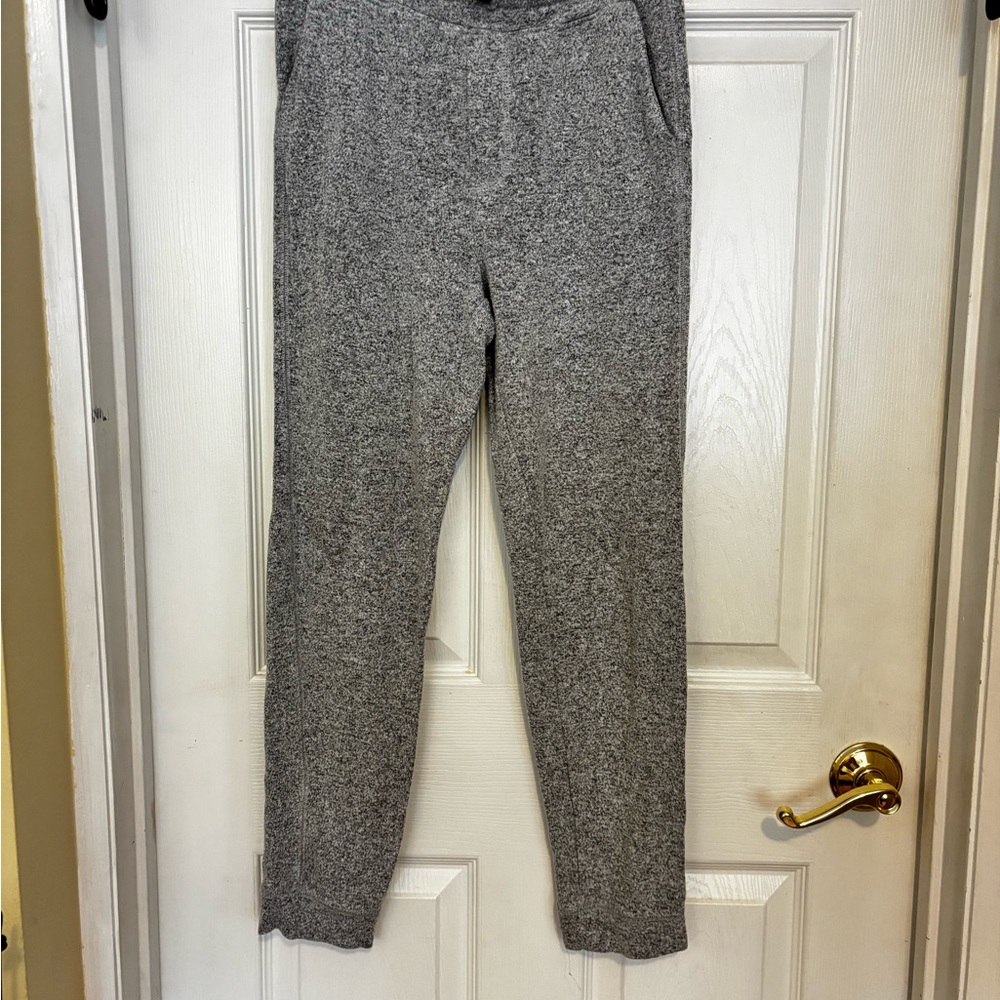 Rumor + Ryder light gray kids’ lightweight joggers